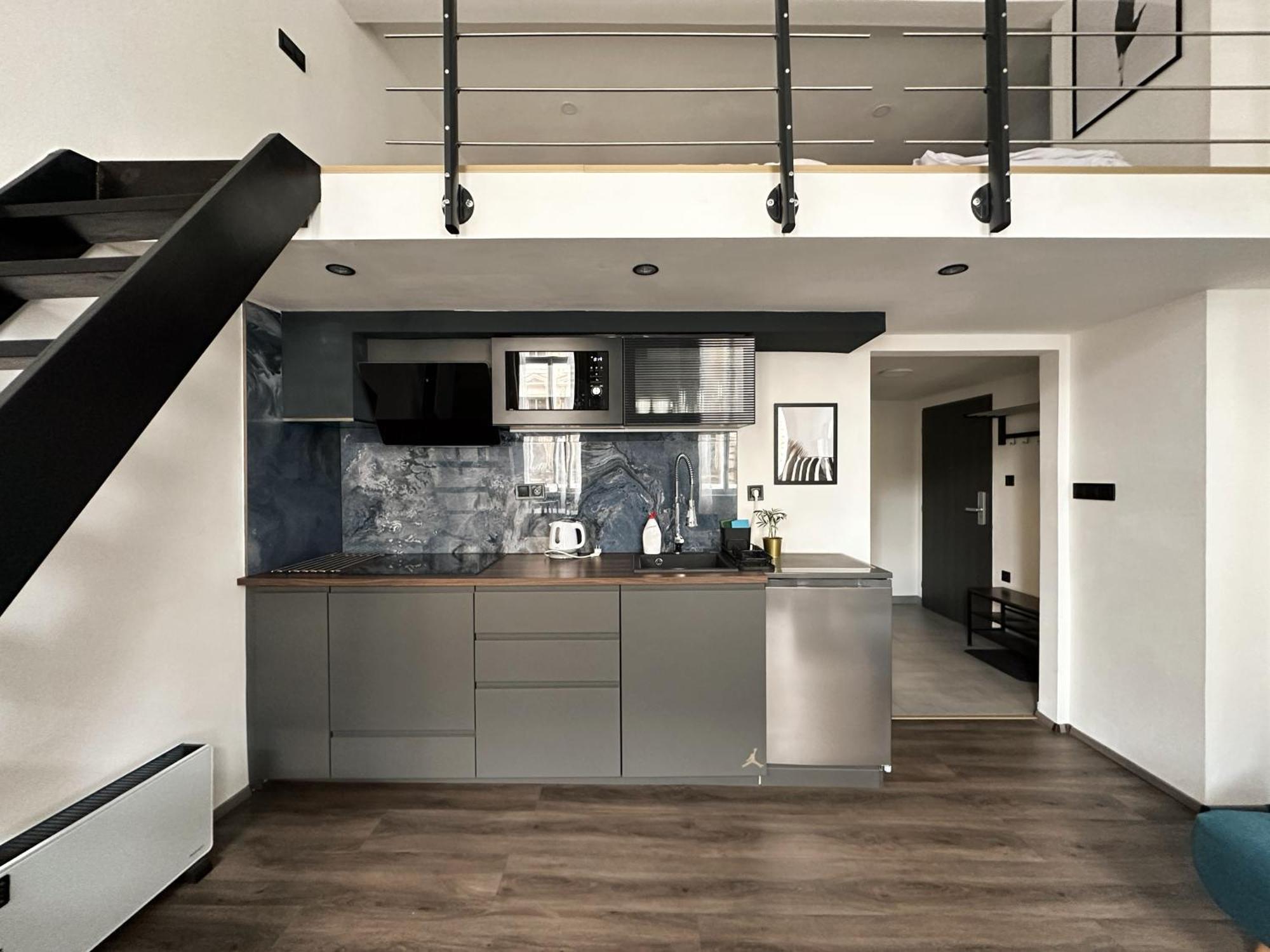 Contemporary Jindrisska Apartment Prága Kültér fotó