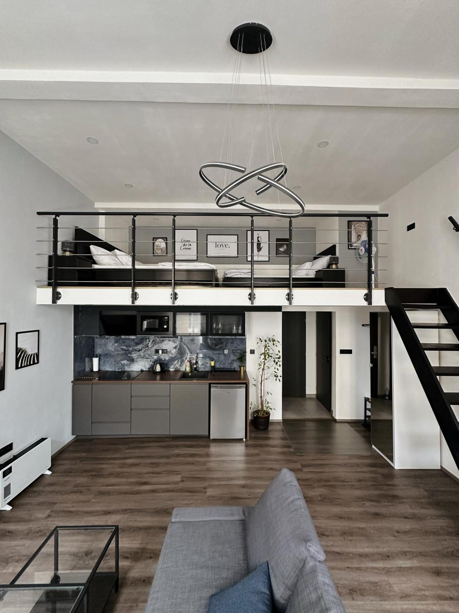 Contemporary Jindrisska Apartment Prága Kültér fotó